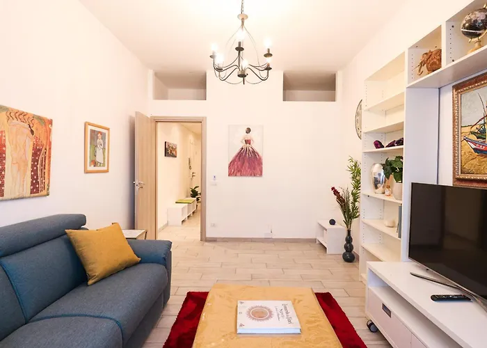 Apartment 15min Center - Charme & Chic With Hot Tub *